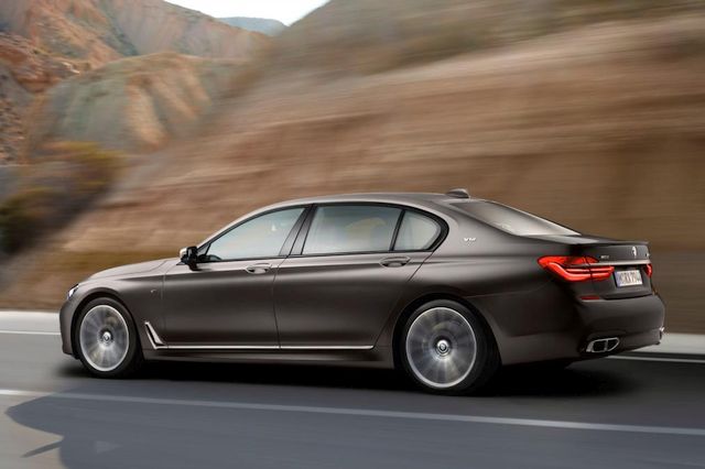 16bmw m760li1