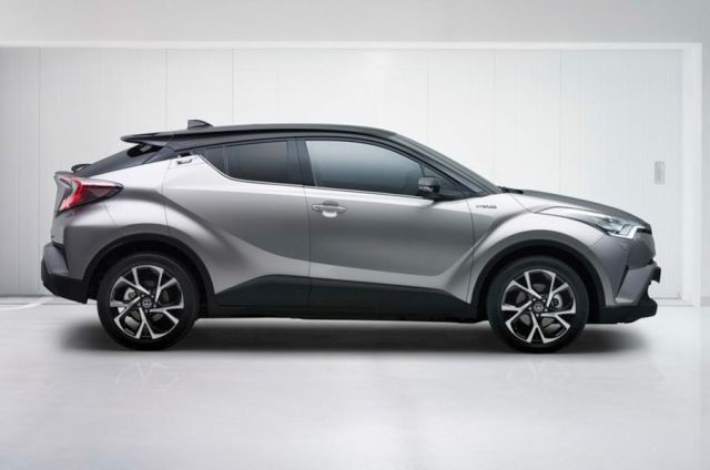16toyota chr2