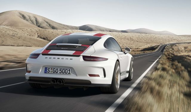 16porsche 911r1