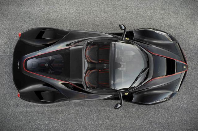 16ferrari laferrarispider1