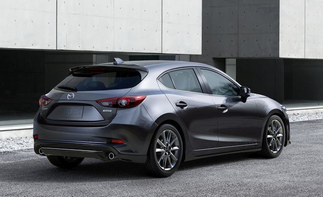 16mazda 31