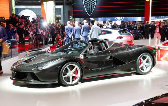 16ferrari_apertapariz0
