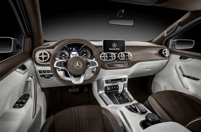 16mercedes xclass3