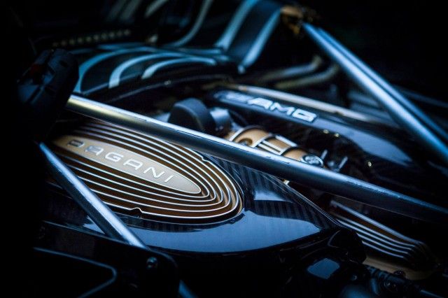 Pagani najavio Huayru roudster
