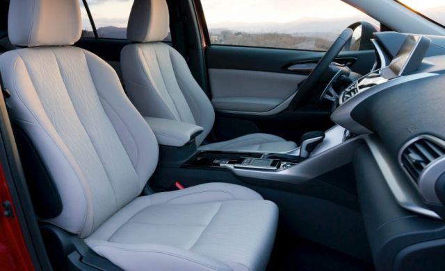 17mitsubishi eclipsecross3