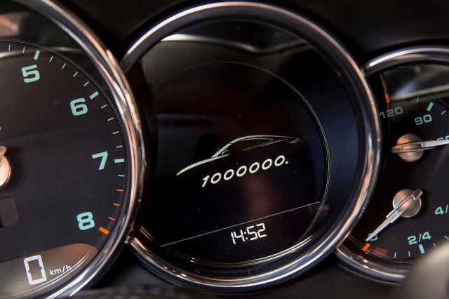 17 porsche911milion3