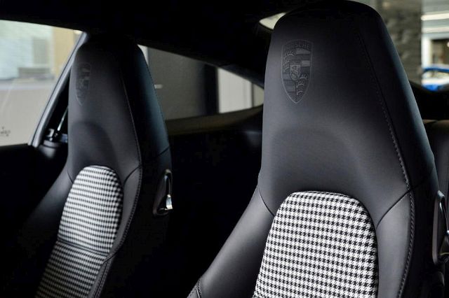 17 porsche911milion4