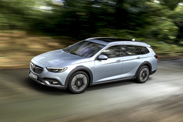 Opel Insignia Country Tourer stiže u septembru