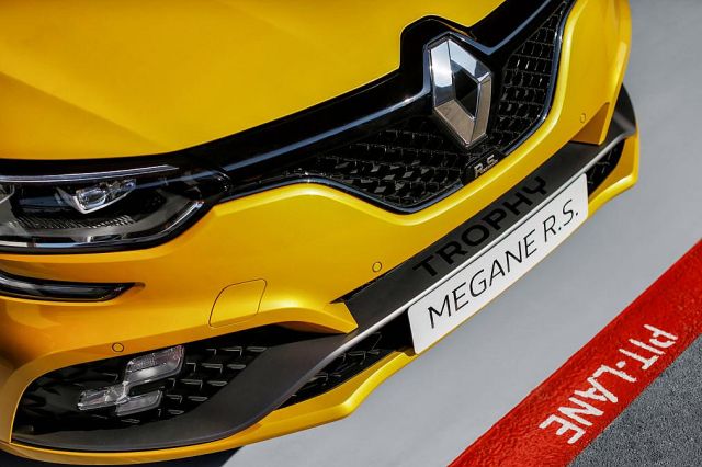 Predstavljen Renault Megane RS Trophy