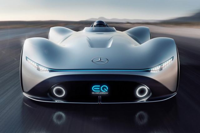 18mercedes_eq0