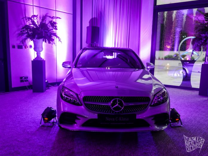 18mercedes_cklasa_promocija1