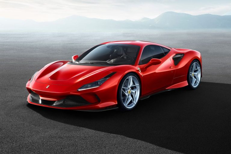 Ženeva: Ferrari F8 Tributo
