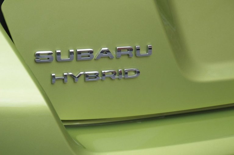 Subaru predstavlja dva hibridna boxer modela