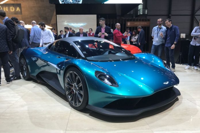 19astonmartin_vanquishvision0