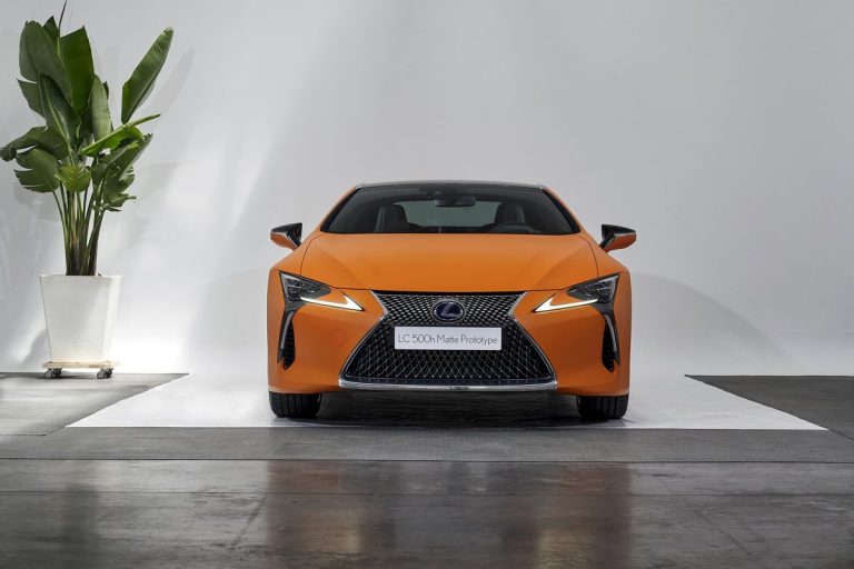 Barselona: Lexus prikazao LC 500h “Matte Prototype”