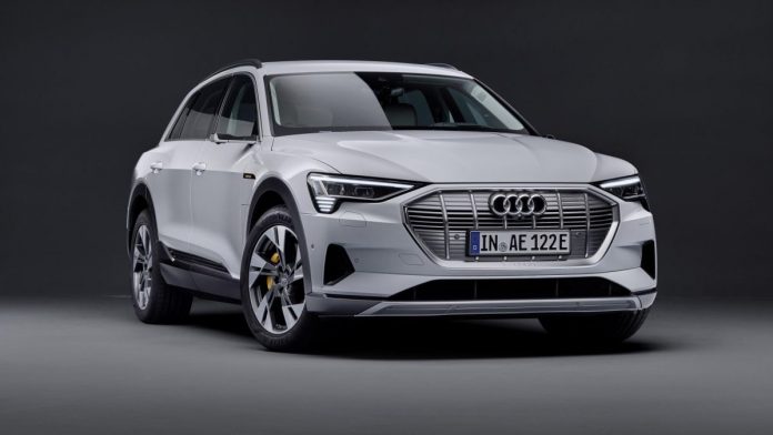 19audi_etron500
