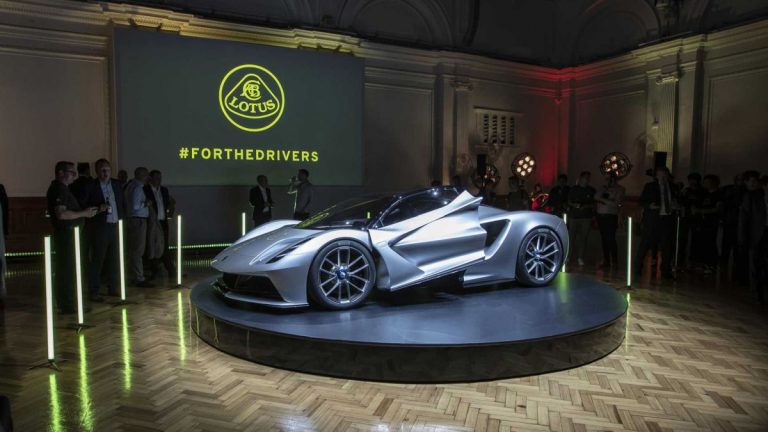 Odgođena premijera modela Lotus Evija
