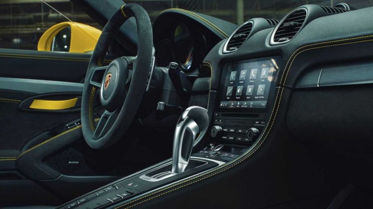 Porsche 718 i Cayman sa PDK menjačima