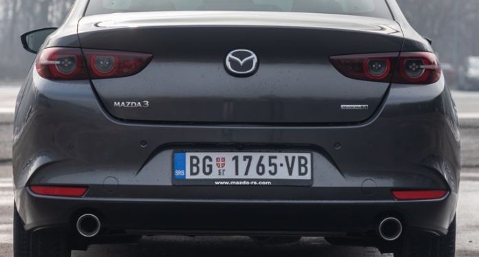 20mazda3skyactivx0