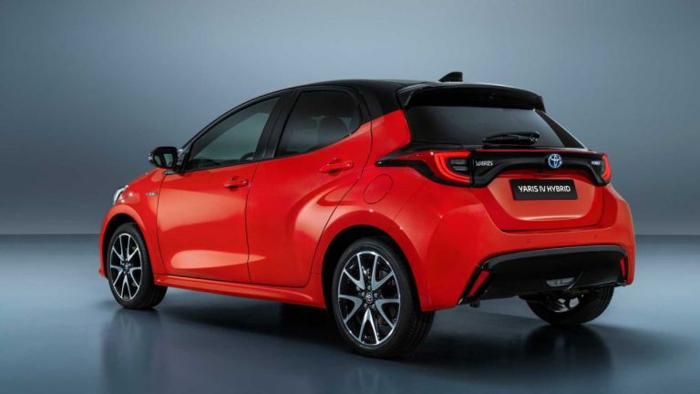 Nova Mazda 2 na paltformi Toyote Yaris