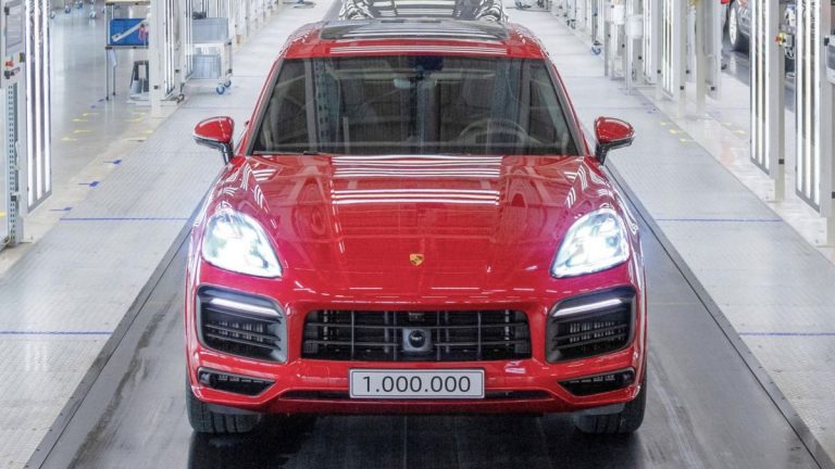 Porsche napravio milion Cayenna