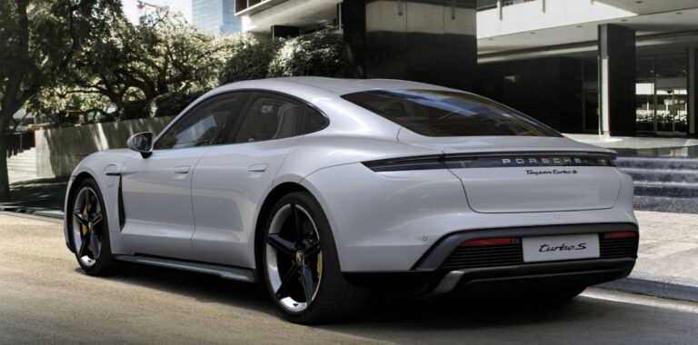 Opoziv za Porsche Taycan zbog softverskog problema