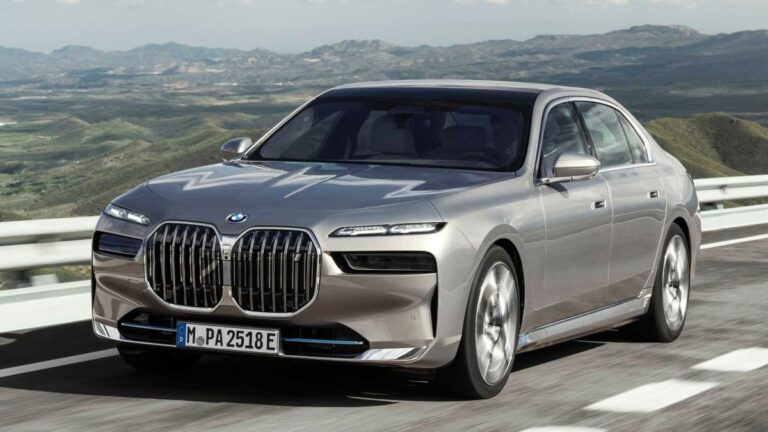 2023 BMW Serija 7