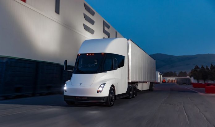 2022tesla_semi